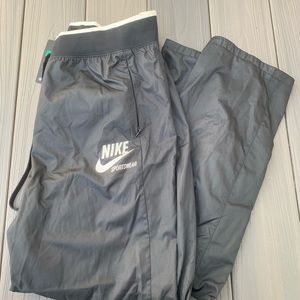 BNWT NIKE TRACK PANTS